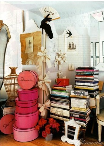 accessory clutter